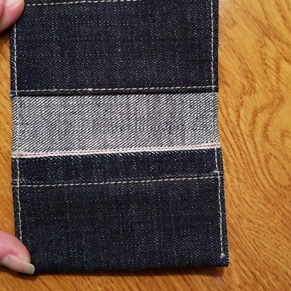 (AG) Adriano Goldschmied Card Holder - Picture 2 of 4